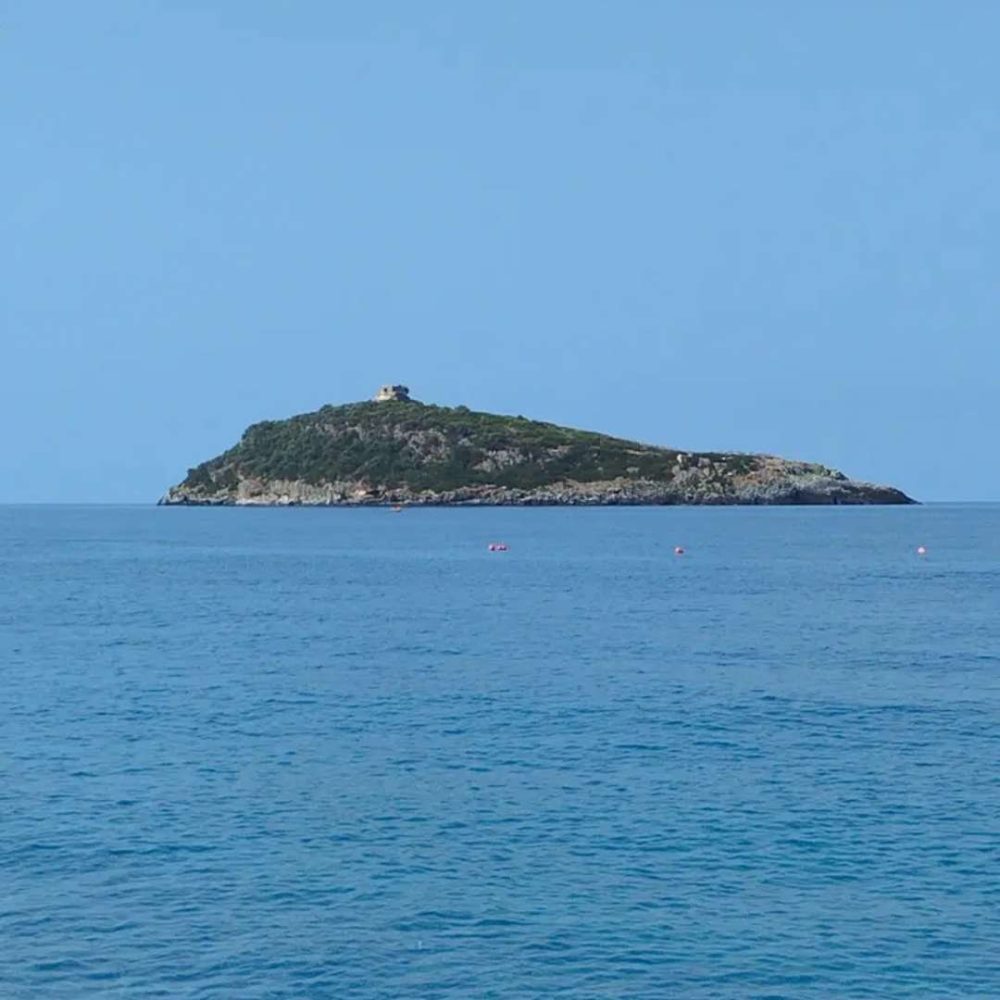 Isola di Cirella